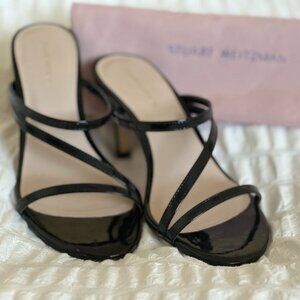 Stuart Weitzman New York | Nudist Strappy Sandal 75 Black Patent Leather 8.5